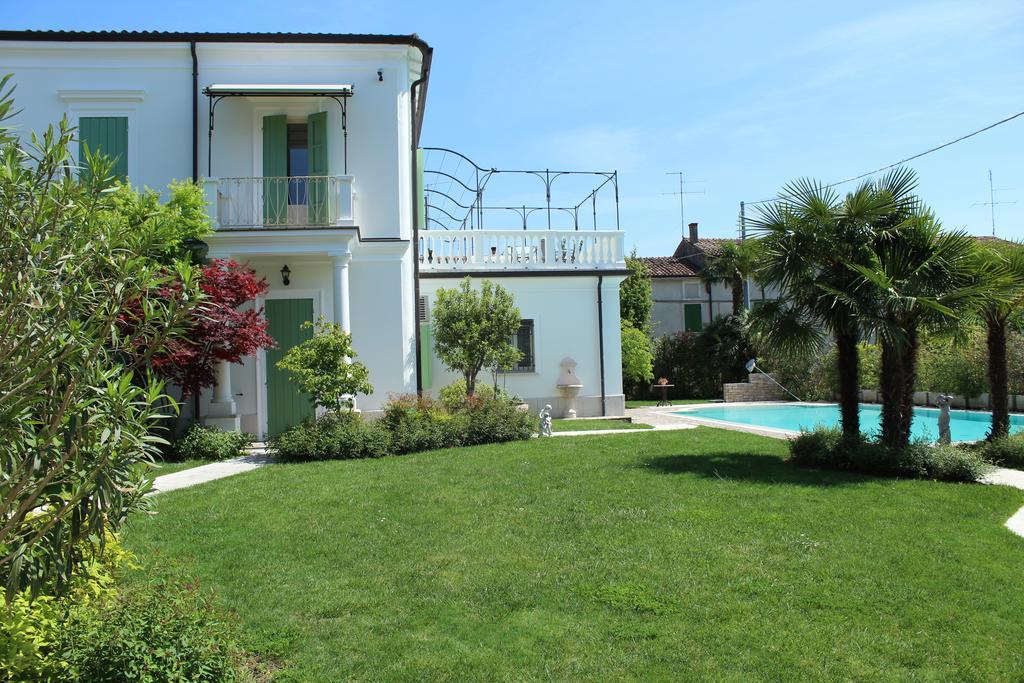 Maison Fortune Castelnuovo del Garda Room photo